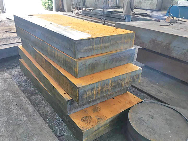 	鋼板割方、分條